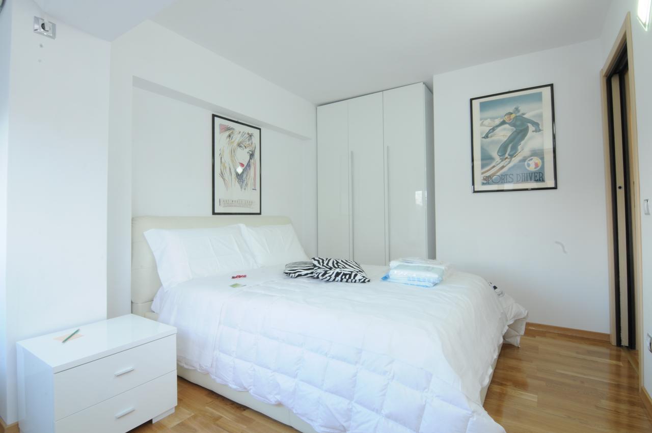 White Dream Suites Яссы Экстерьер фото