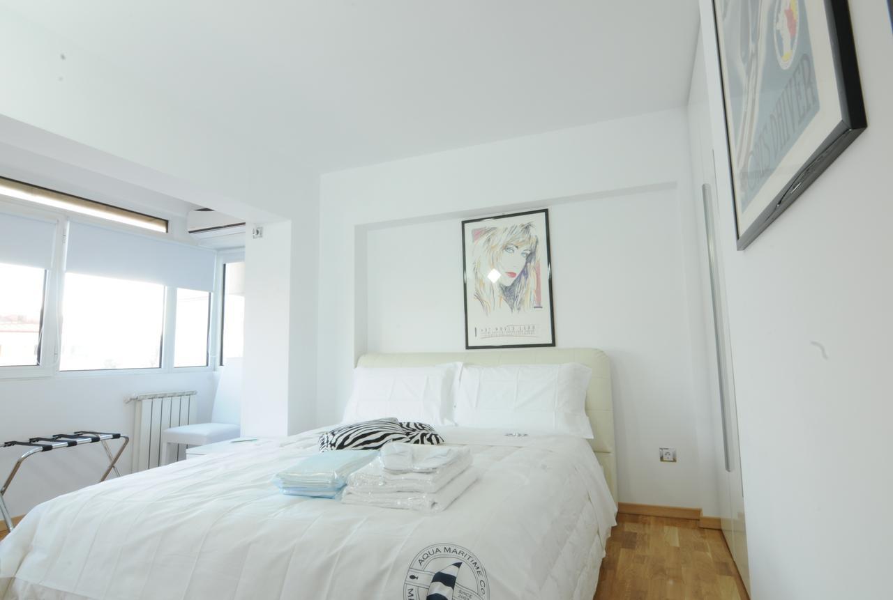 White Dream Suites Яссы Экстерьер фото
