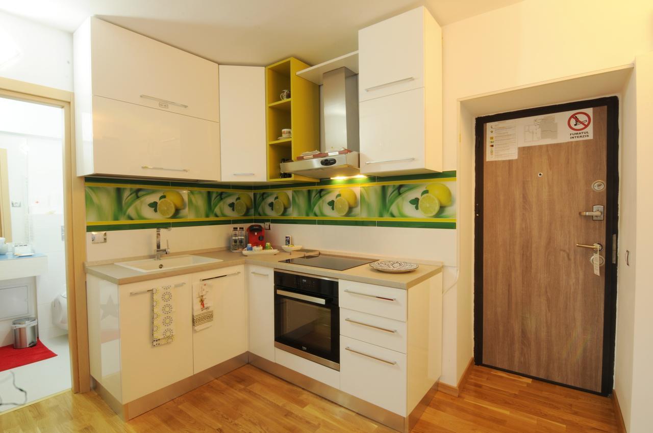 White Dream Suites Яссы Экстерьер фото