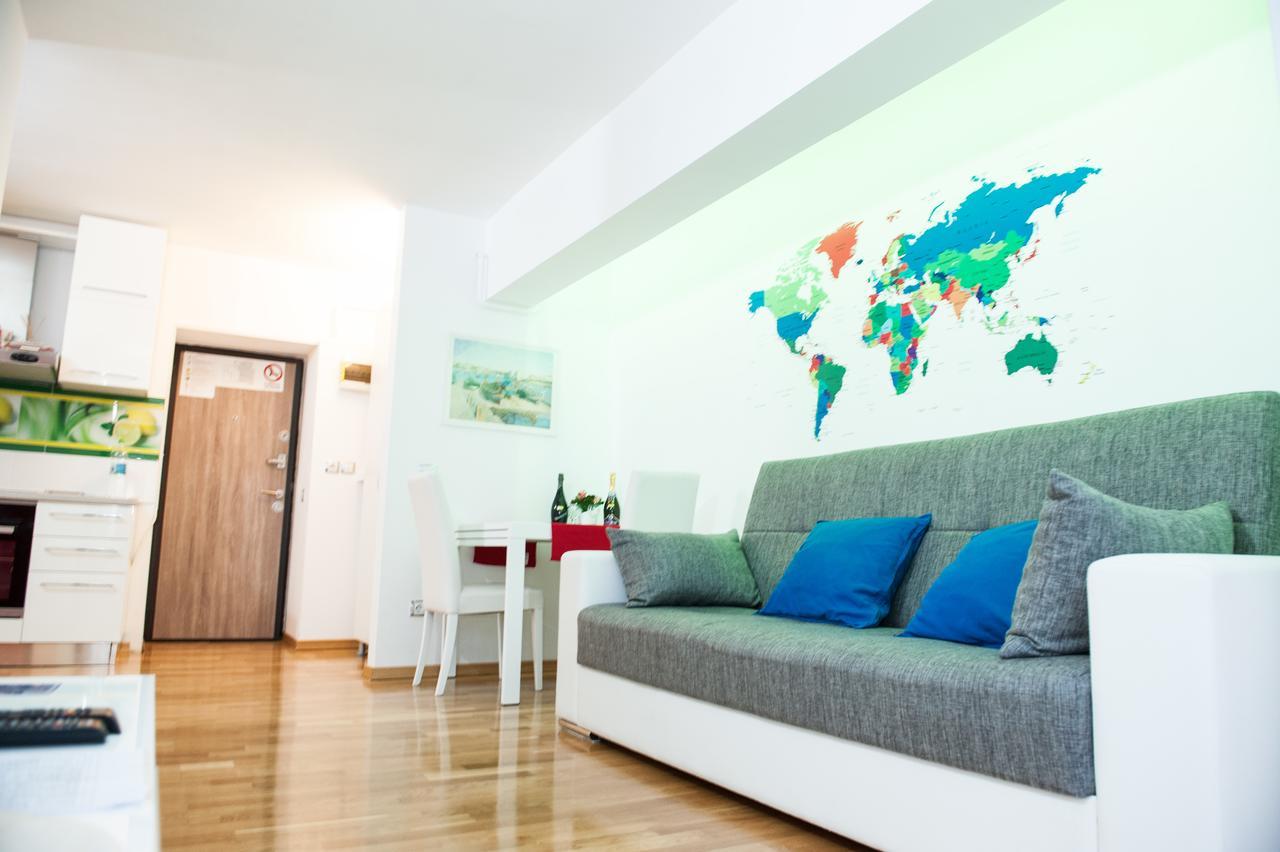 White Dream Suites Яссы Экстерьер фото