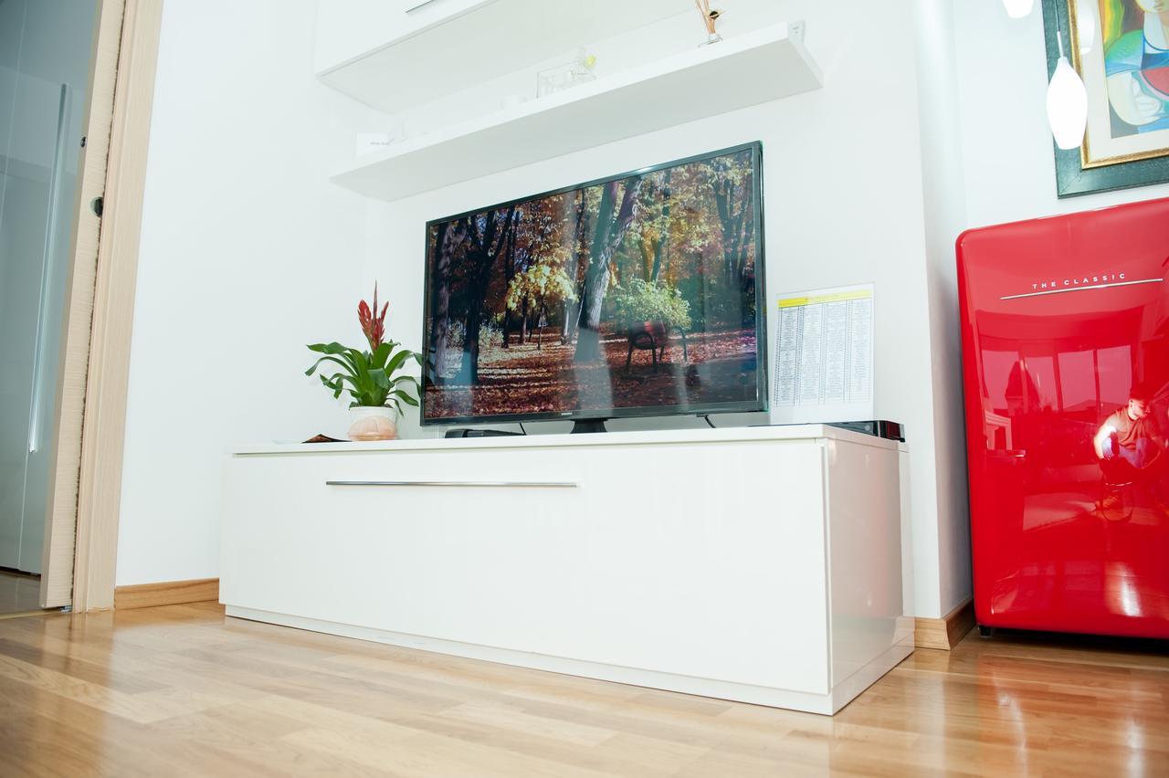 White Dream Suites Яссы Экстерьер фото