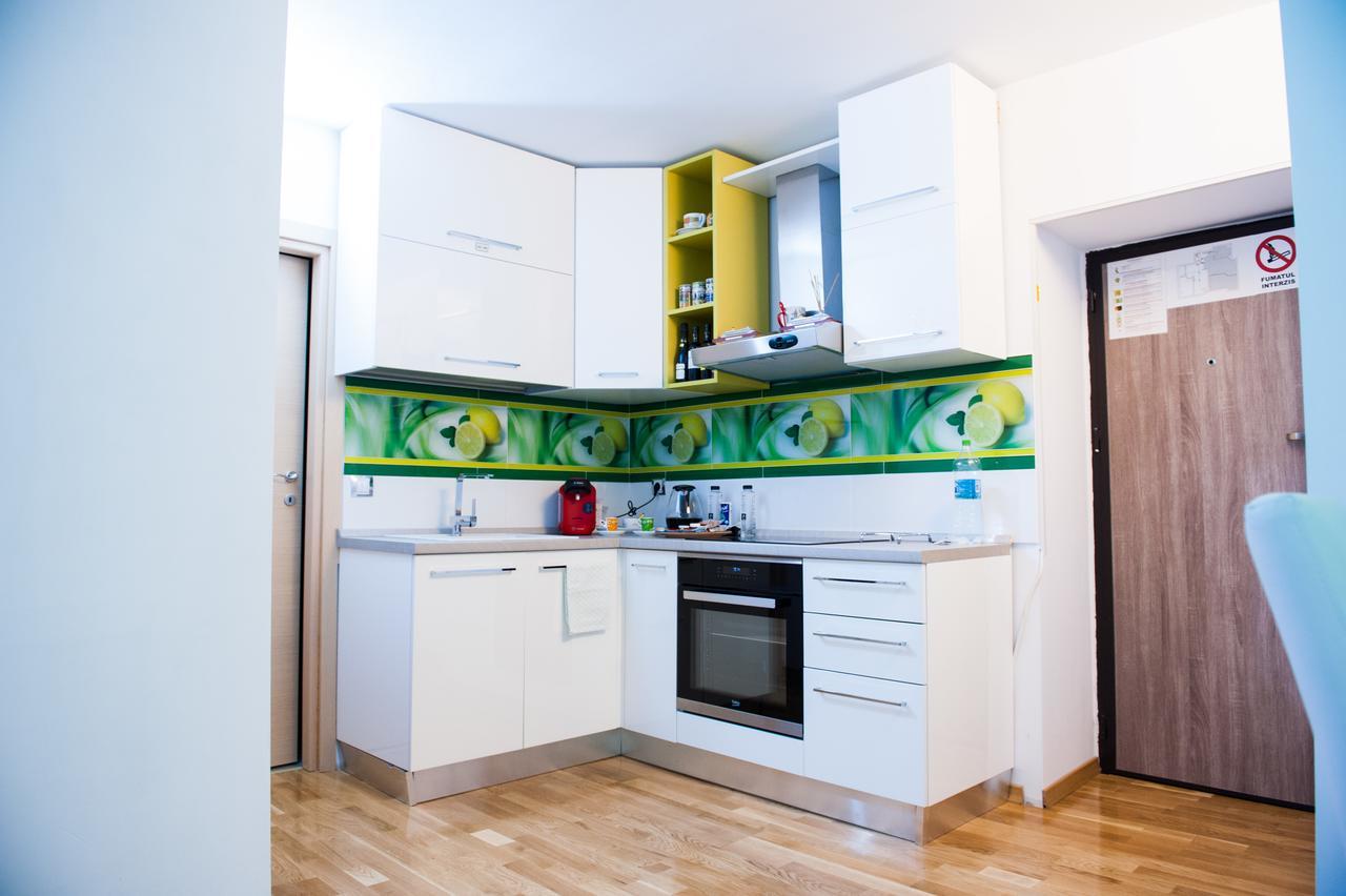 White Dream Suites Яссы Экстерьер фото